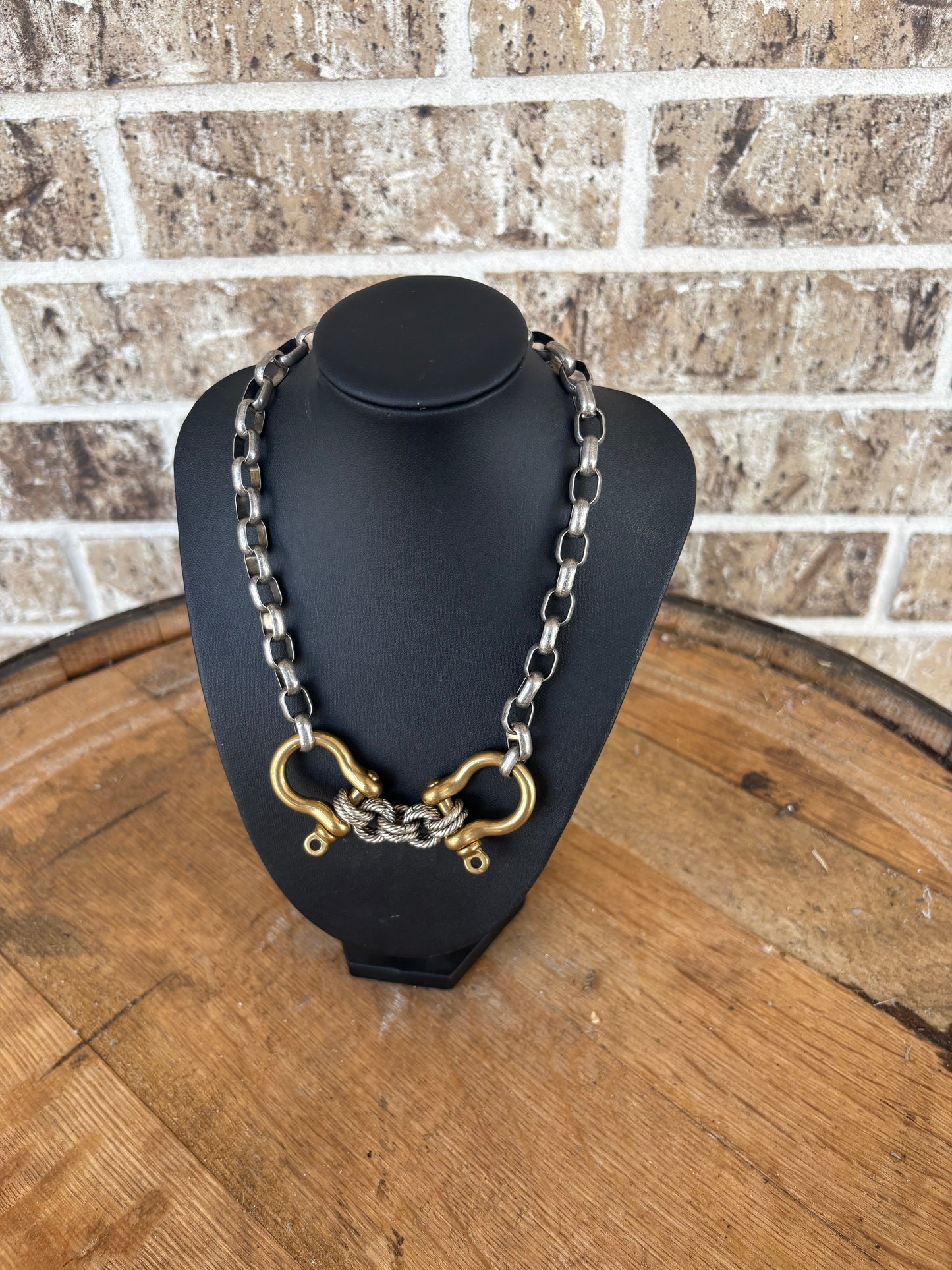 V2-14A (DOUBLE HORSEBIT CHAIN)