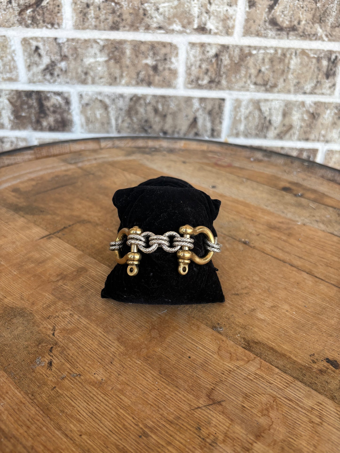V2-12 (DOUBLE BIT BRACELET)