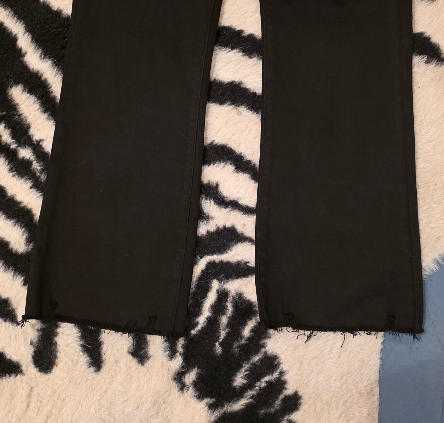 DP674-BLK HIGH RISE /CROP/FLARE