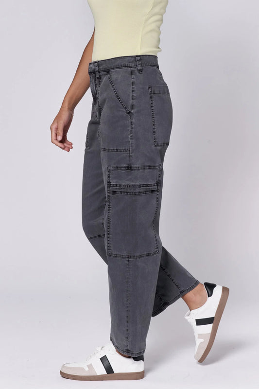 CHARCOAL LASSO BARREL JEANS