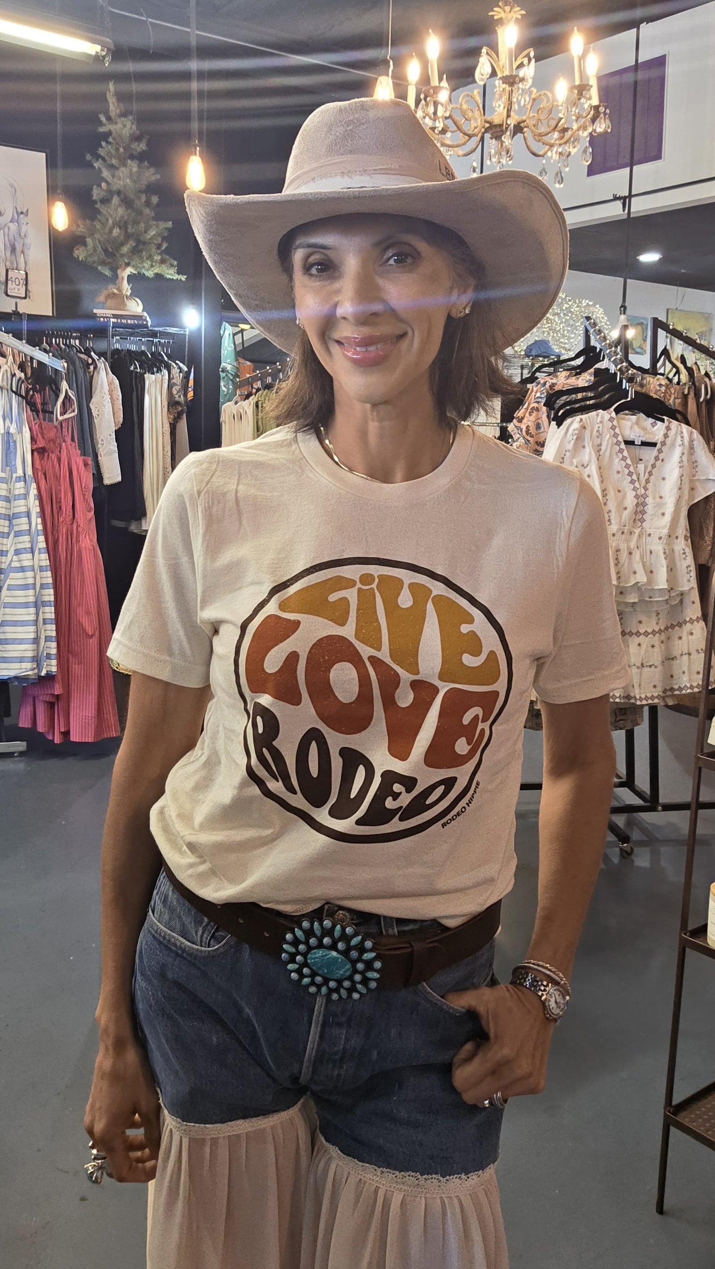 RODEO HIPPIE TEE